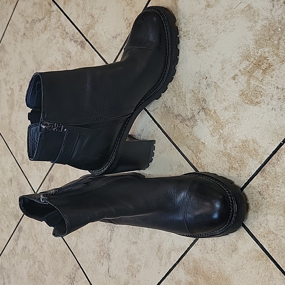 Sam Eldelman heeled ankle boots
